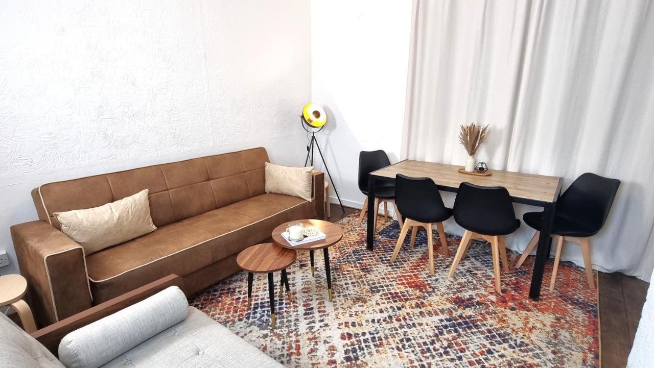 3 Bed Flat O2 Arena Dyson House Daire Londra Dış mekan fotoğraf