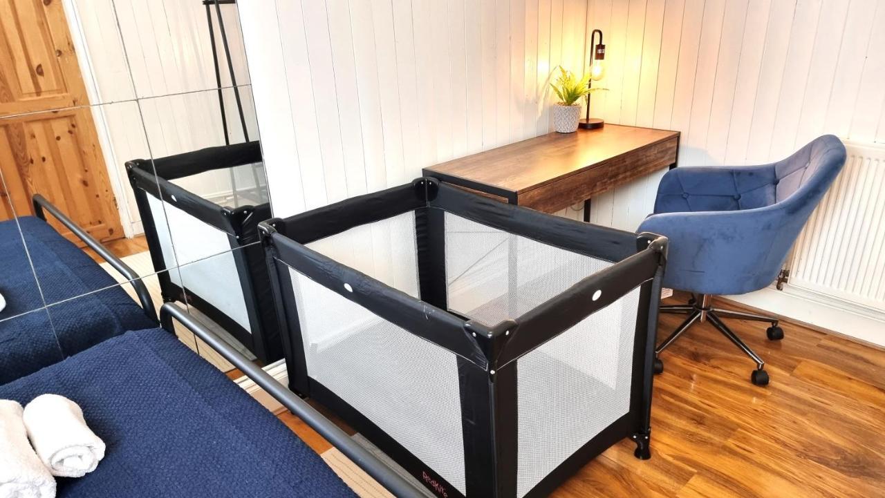 3 Bed Flat O2 Arena Dyson House Daire Londra Dış mekan fotoğraf